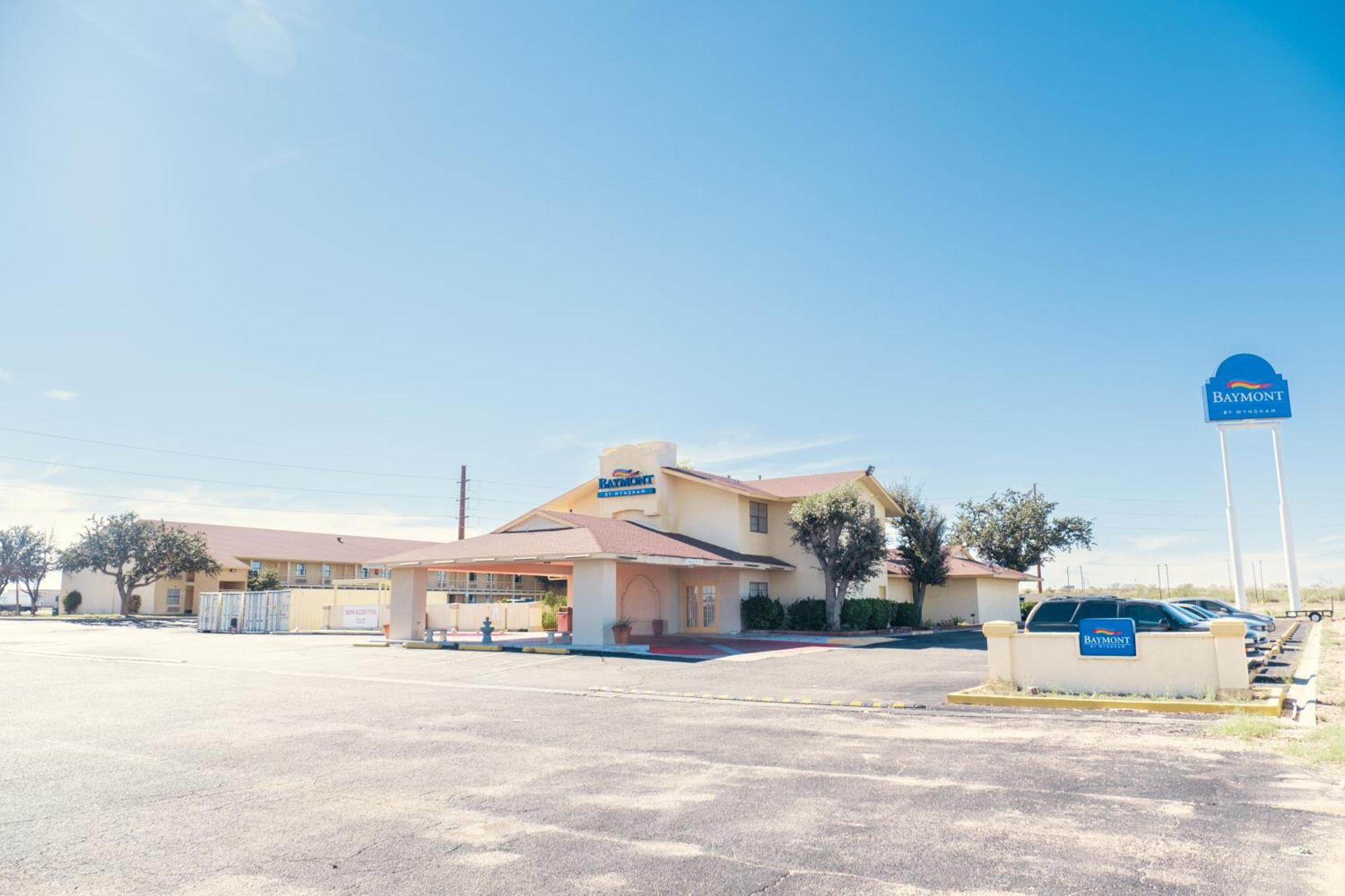 Baymont By Wyndham Fort Stockton Exterior photo