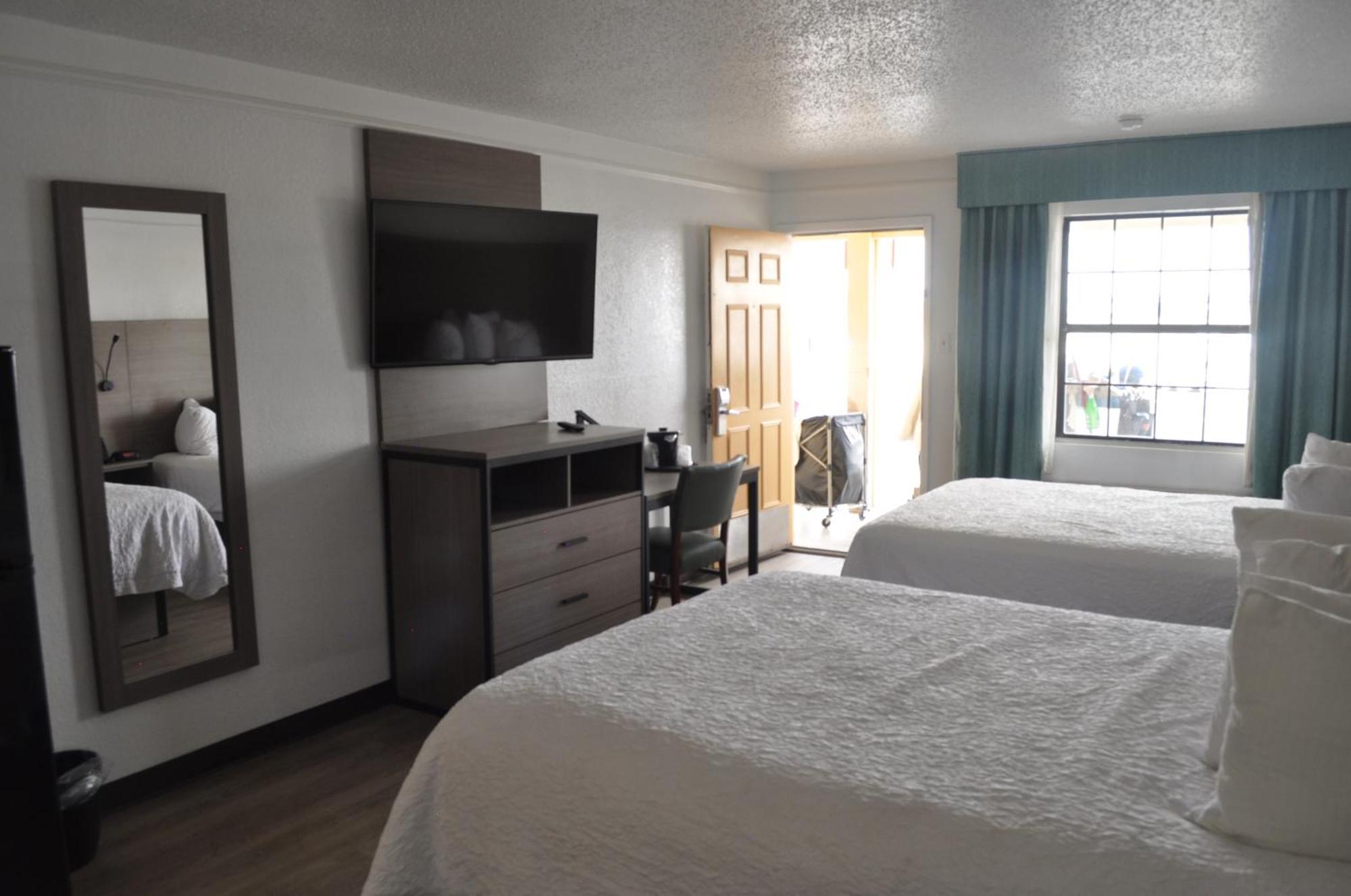 Baymont By Wyndham Fort Stockton Exterior photo